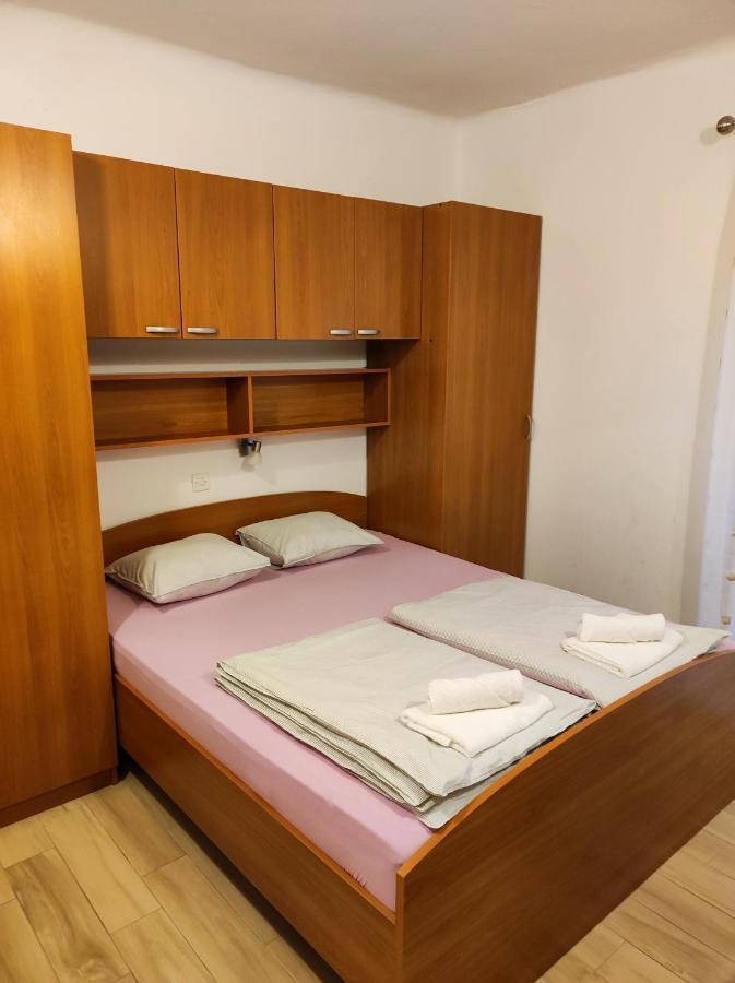 Apartmani Andela Kordic Супетарска Драга Екстериор снимка