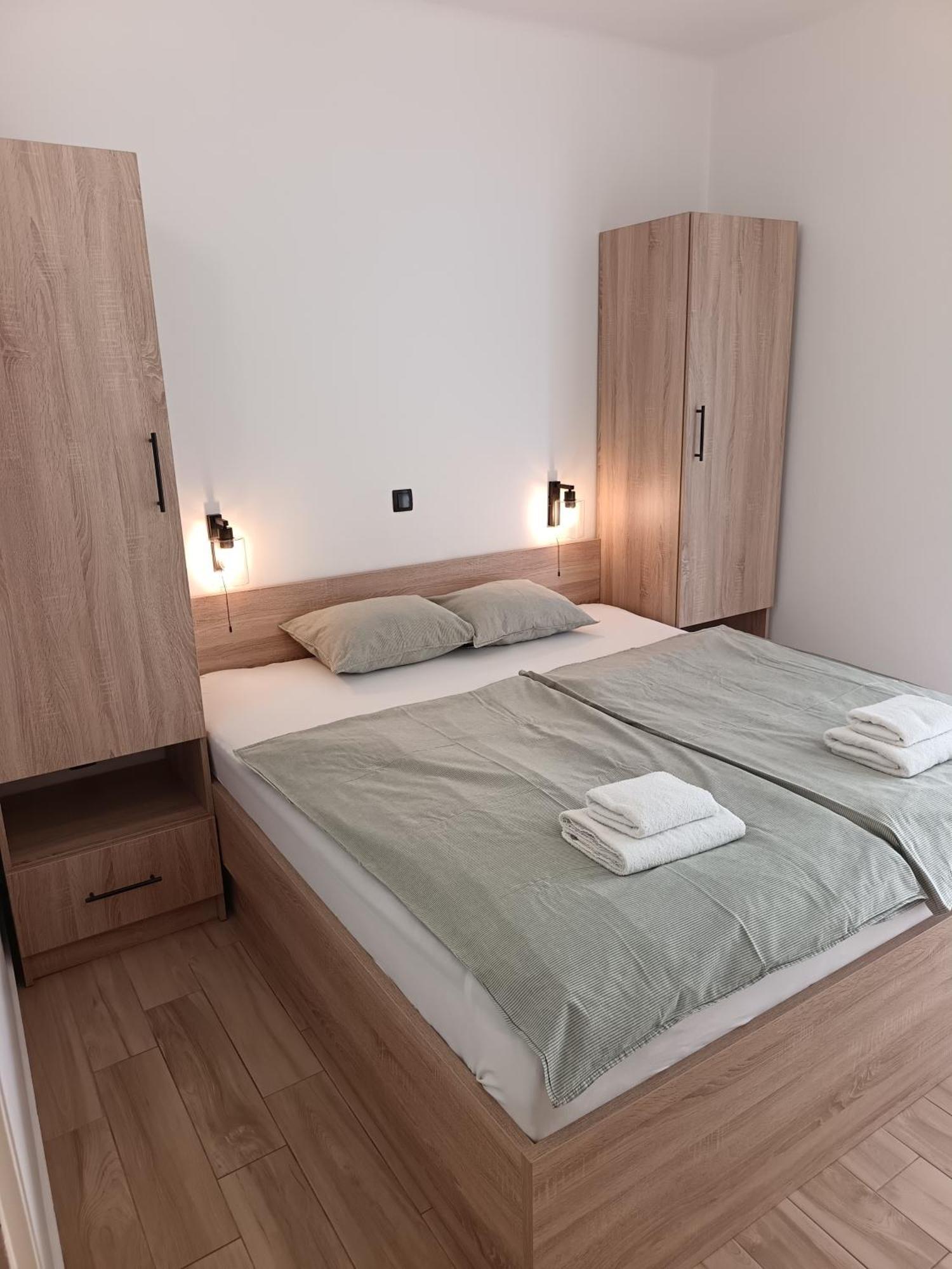 Apartmani Andela Kordic Супетарска Драга Екстериор снимка